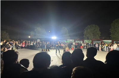 公安縣文旅局依法取締梅園公園違規營業性演出，守護文化市場秩序